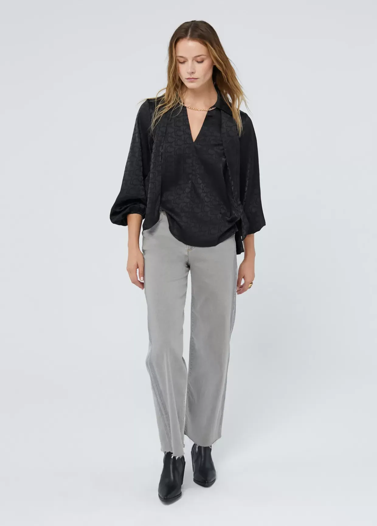 Blusa con lazo