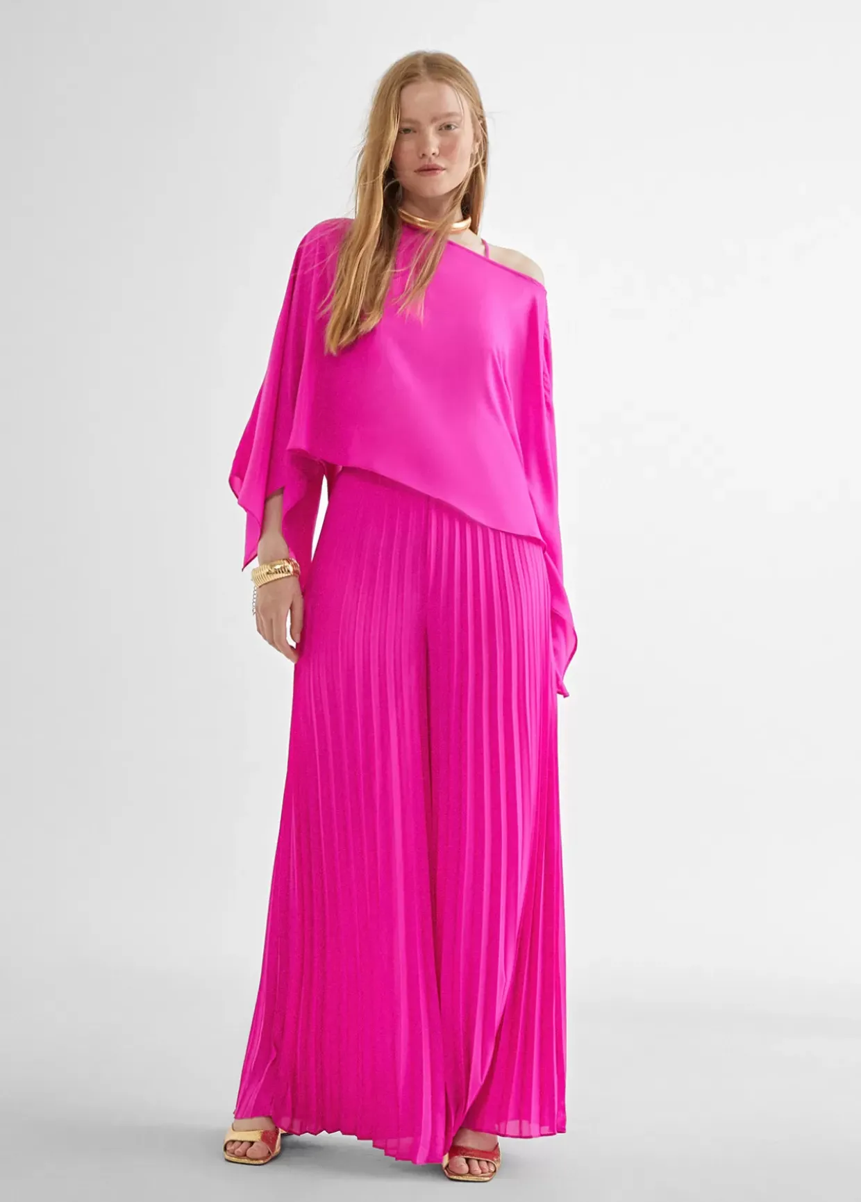 Blusa/capa satinada