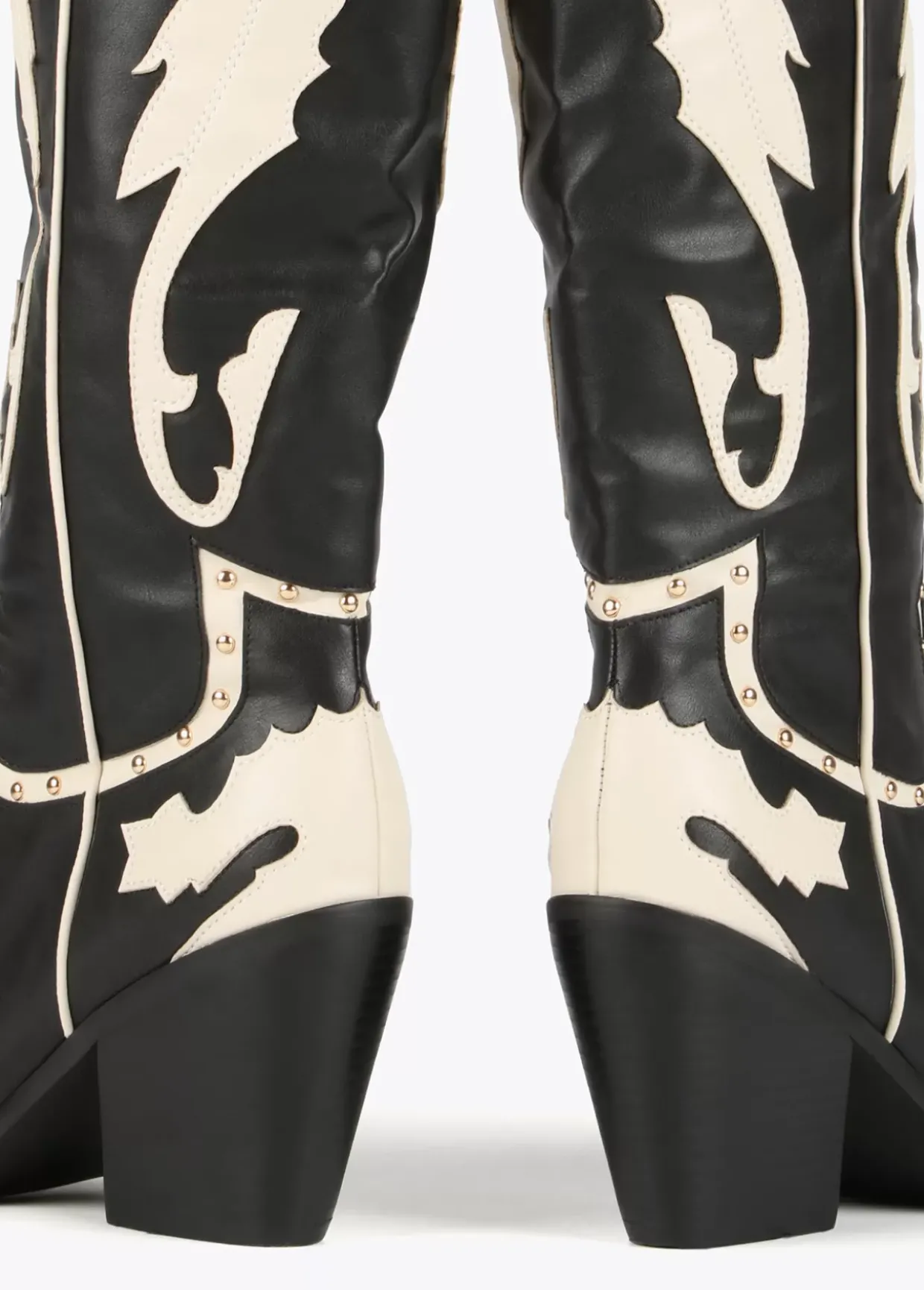 Bota estilo cowboy
