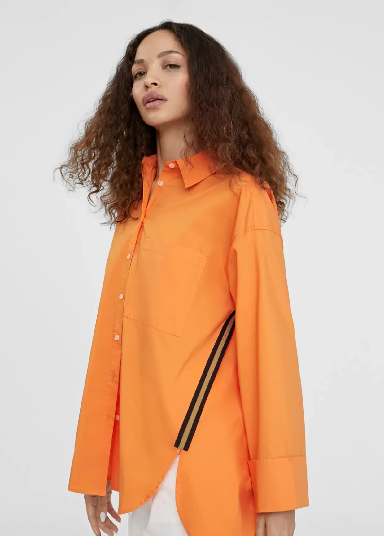 Camisa básica de algodón