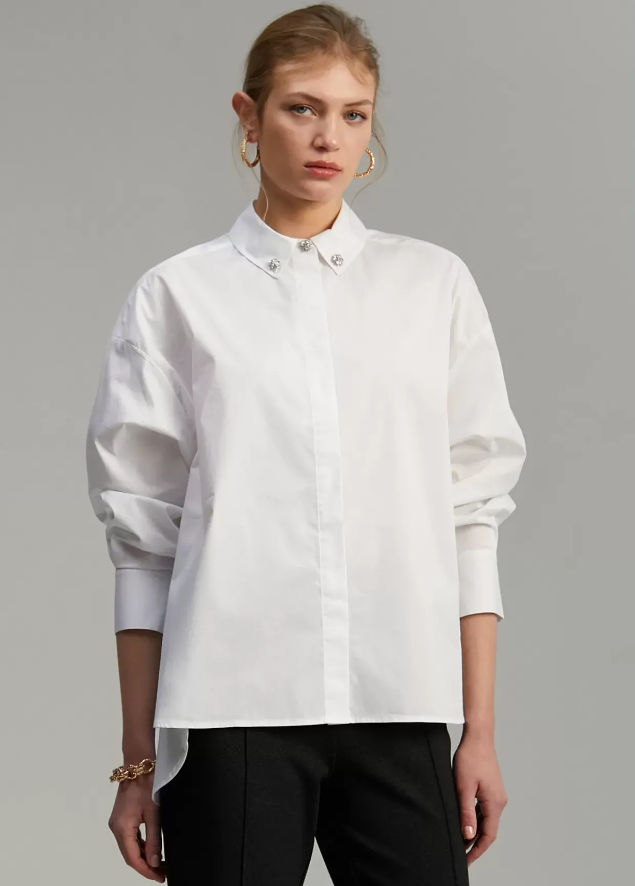 Camisa detalle joya