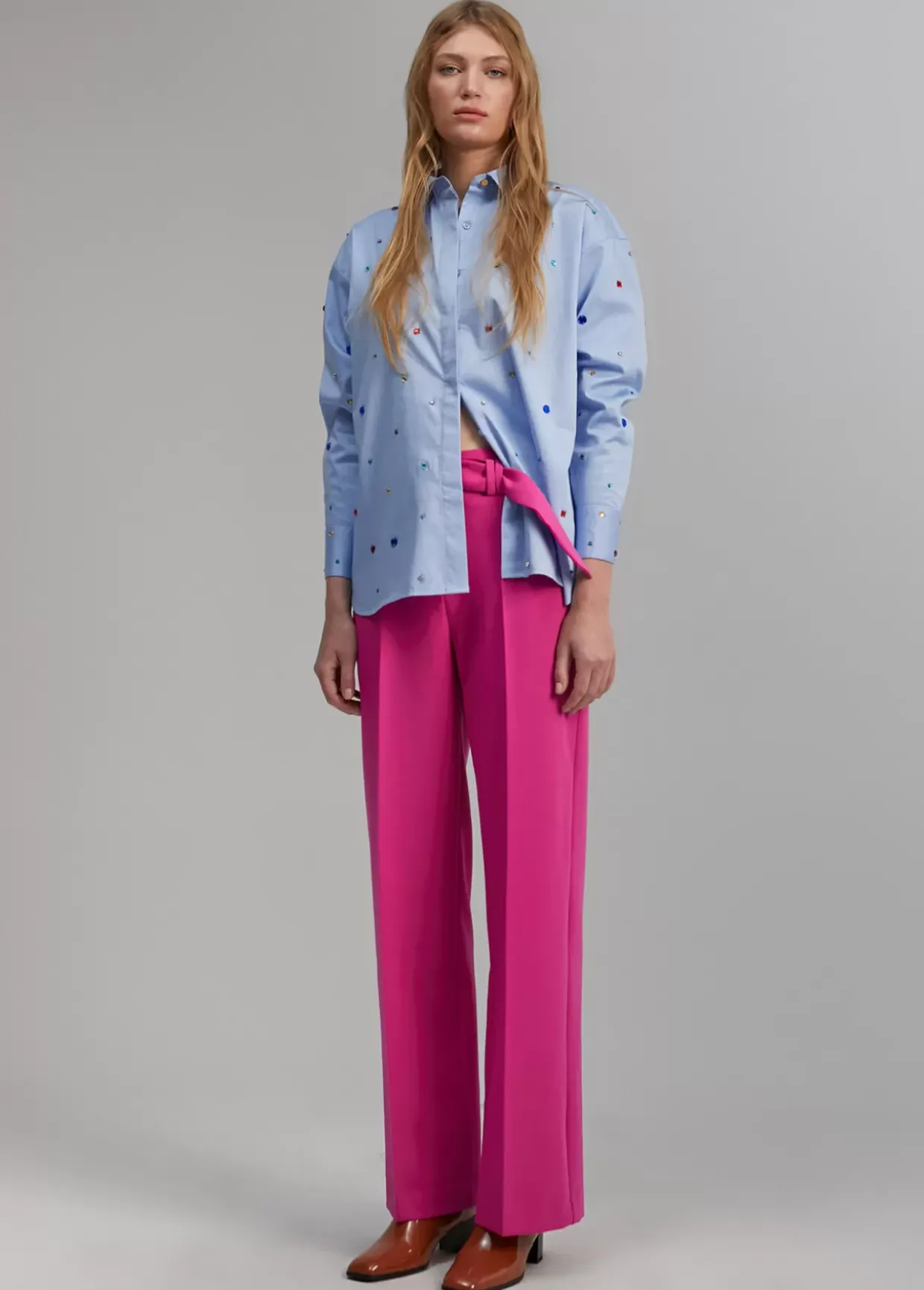 Camisa detalle joyas