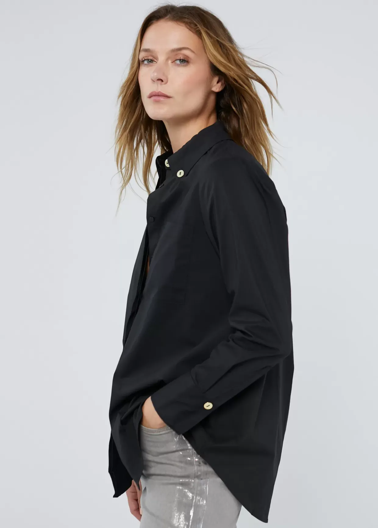 Camisa detalle logo