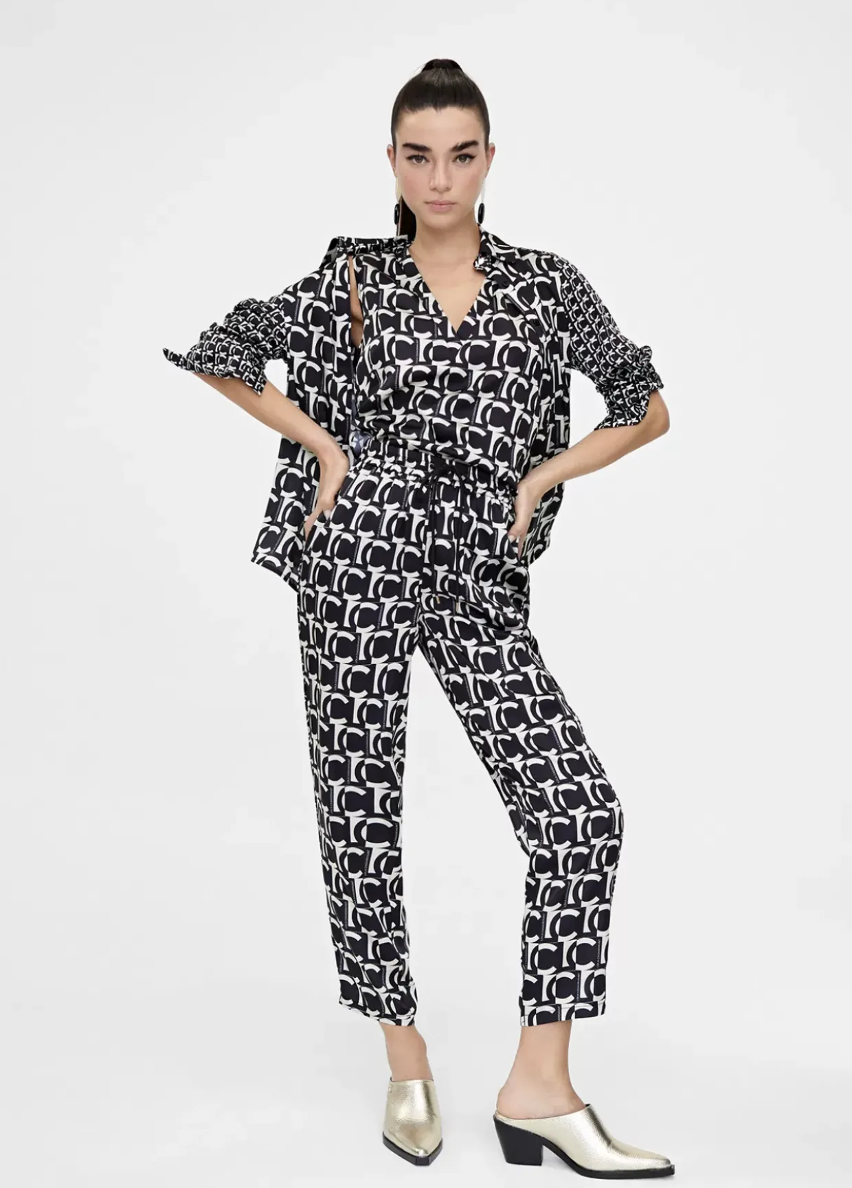 Camisa fluida monograma