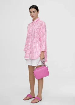 Camisa logomanía