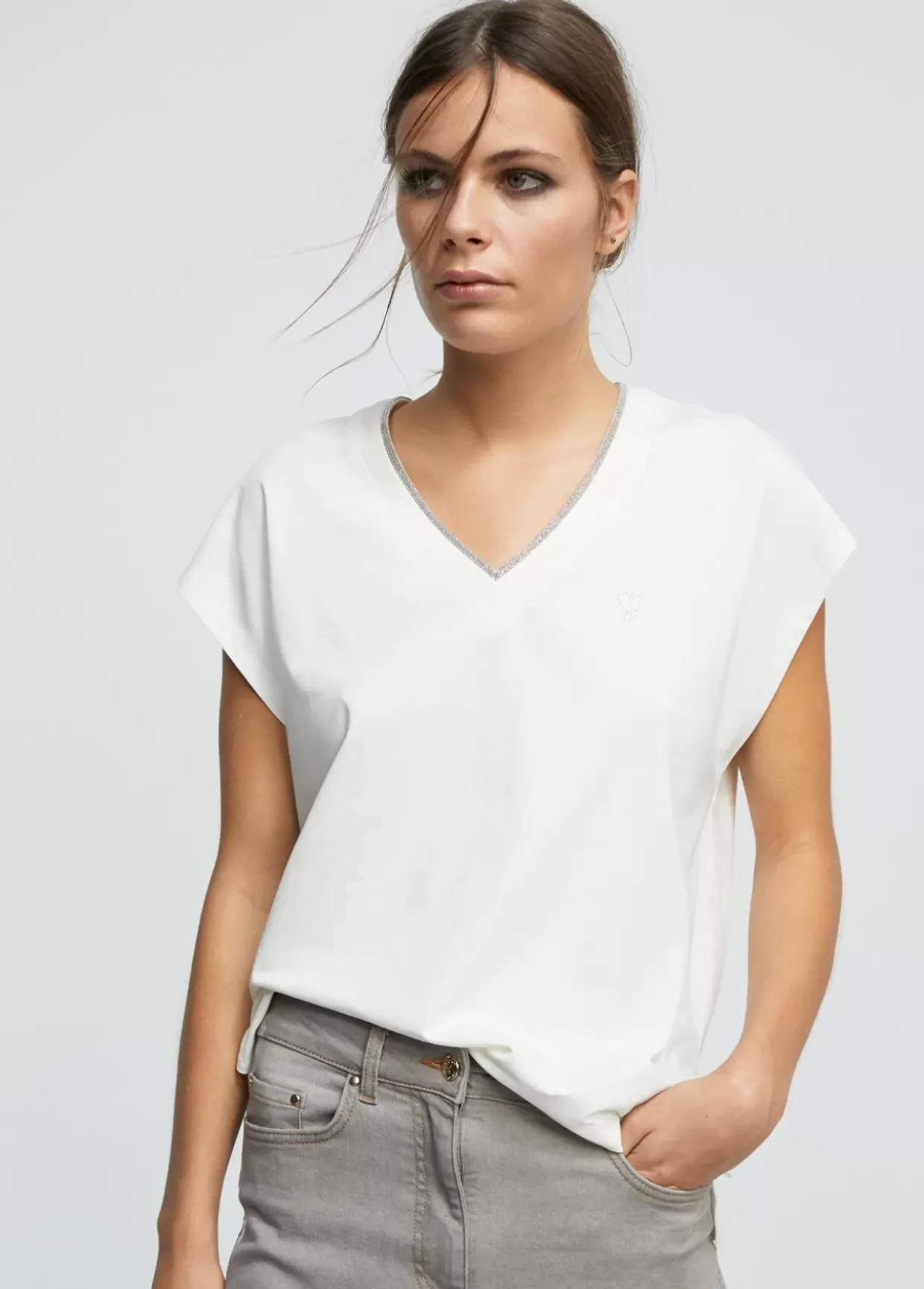 Camiseta detalle cadena