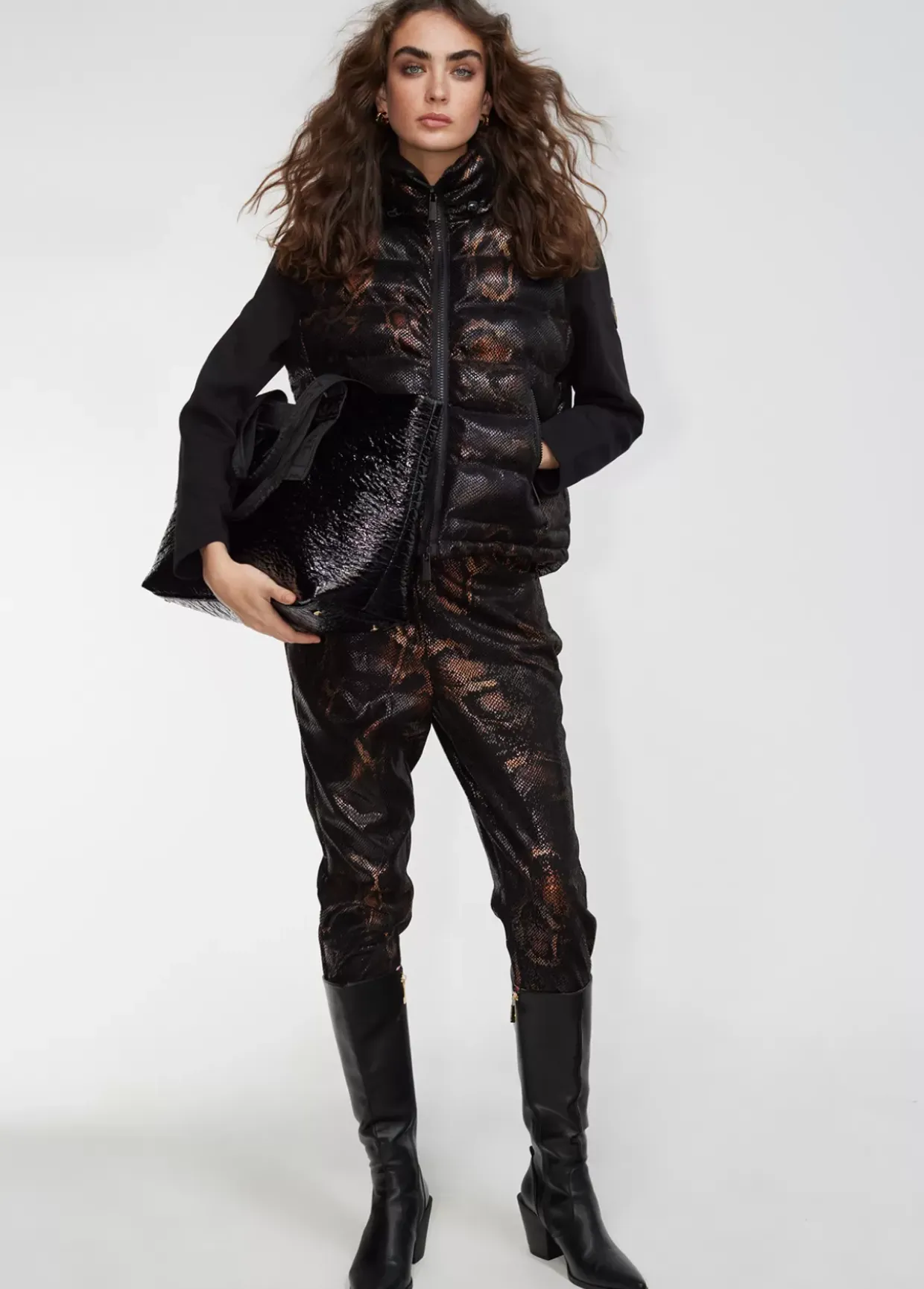 Chaqueta efecto escamas