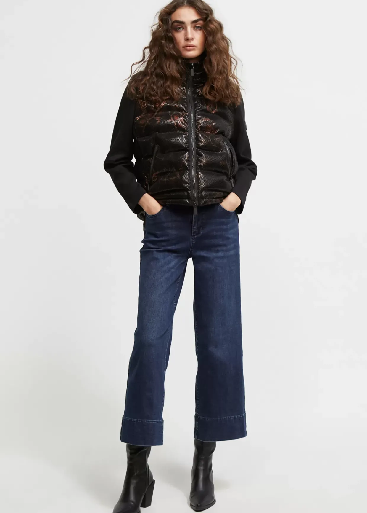Chaqueta efecto escamas