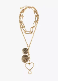 Collar doble con colgantes
