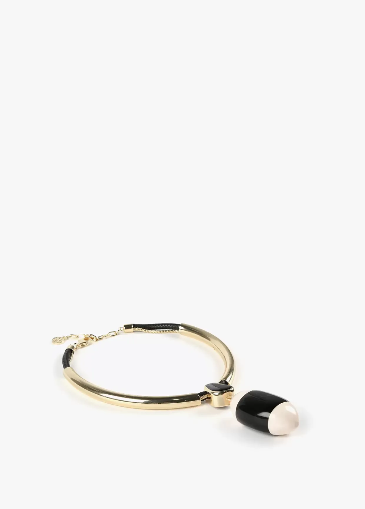 Collar gargantilla blanco y negro
