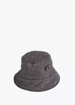 Gorro tipo bucket acolchado
