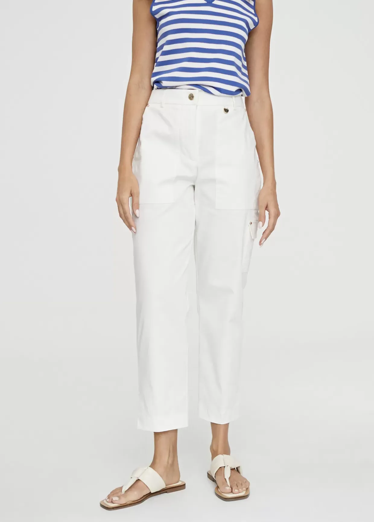 Pantalón con bolsillos