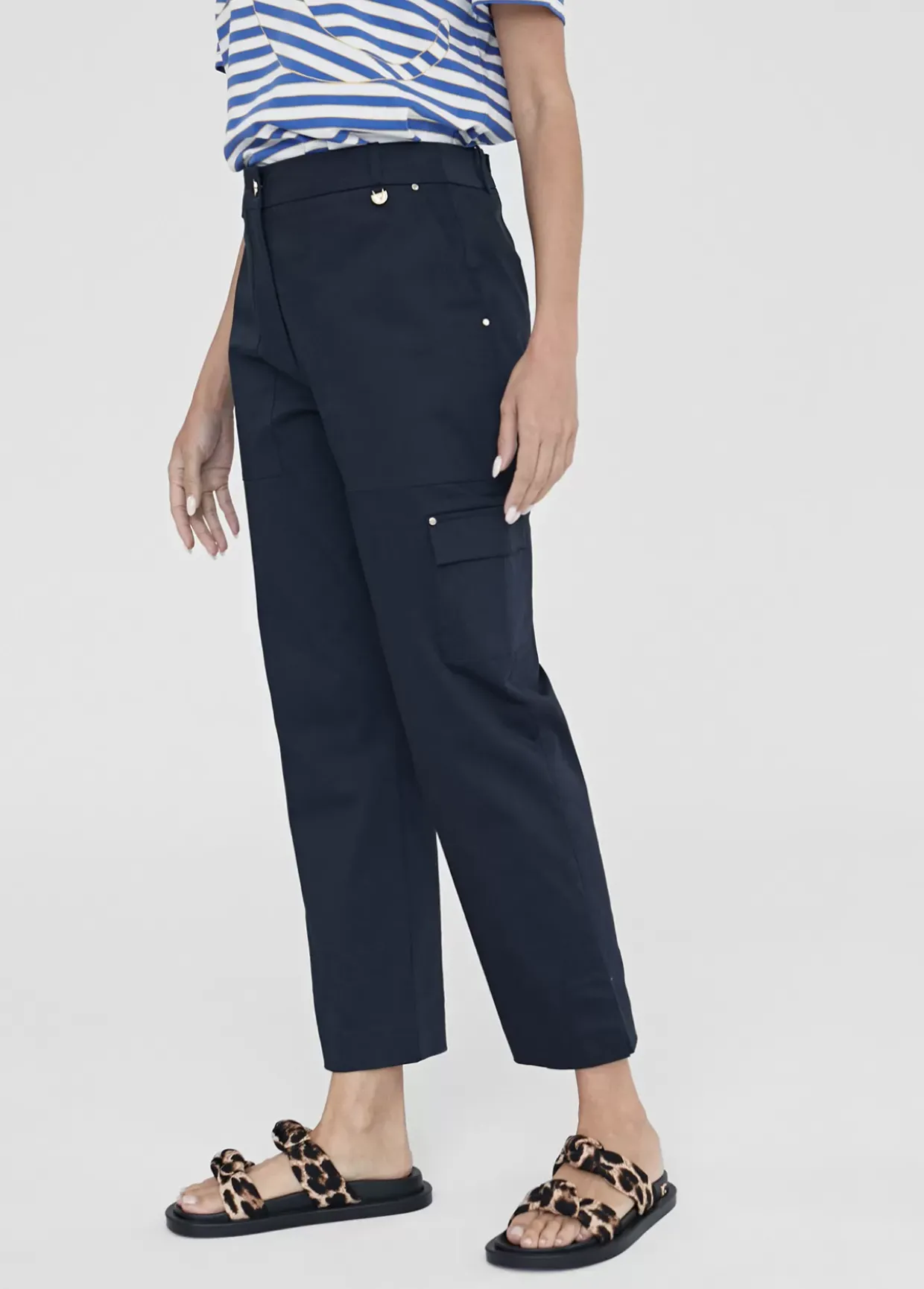 Pantalón con bolsillos