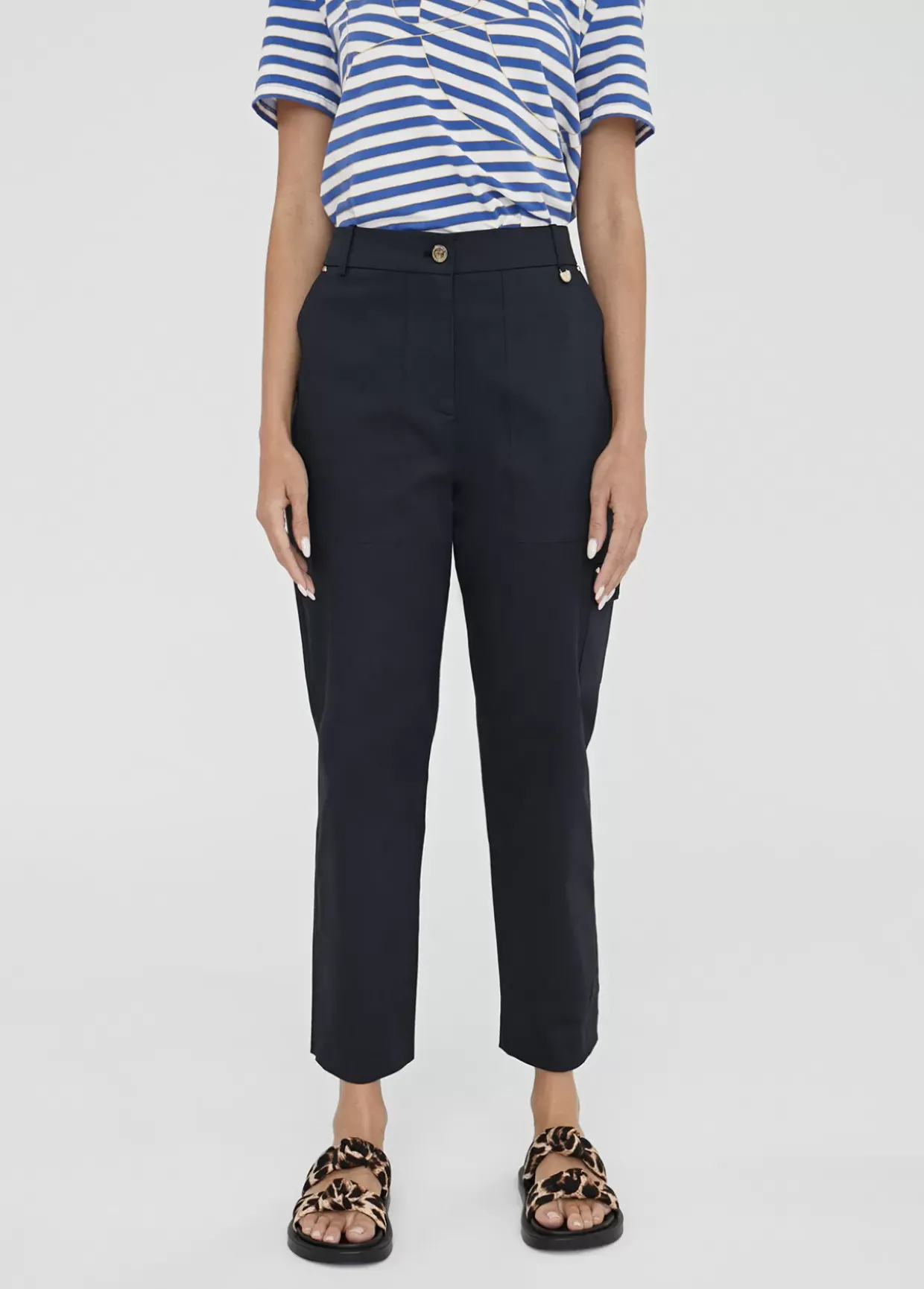 Pantalón con bolsillos