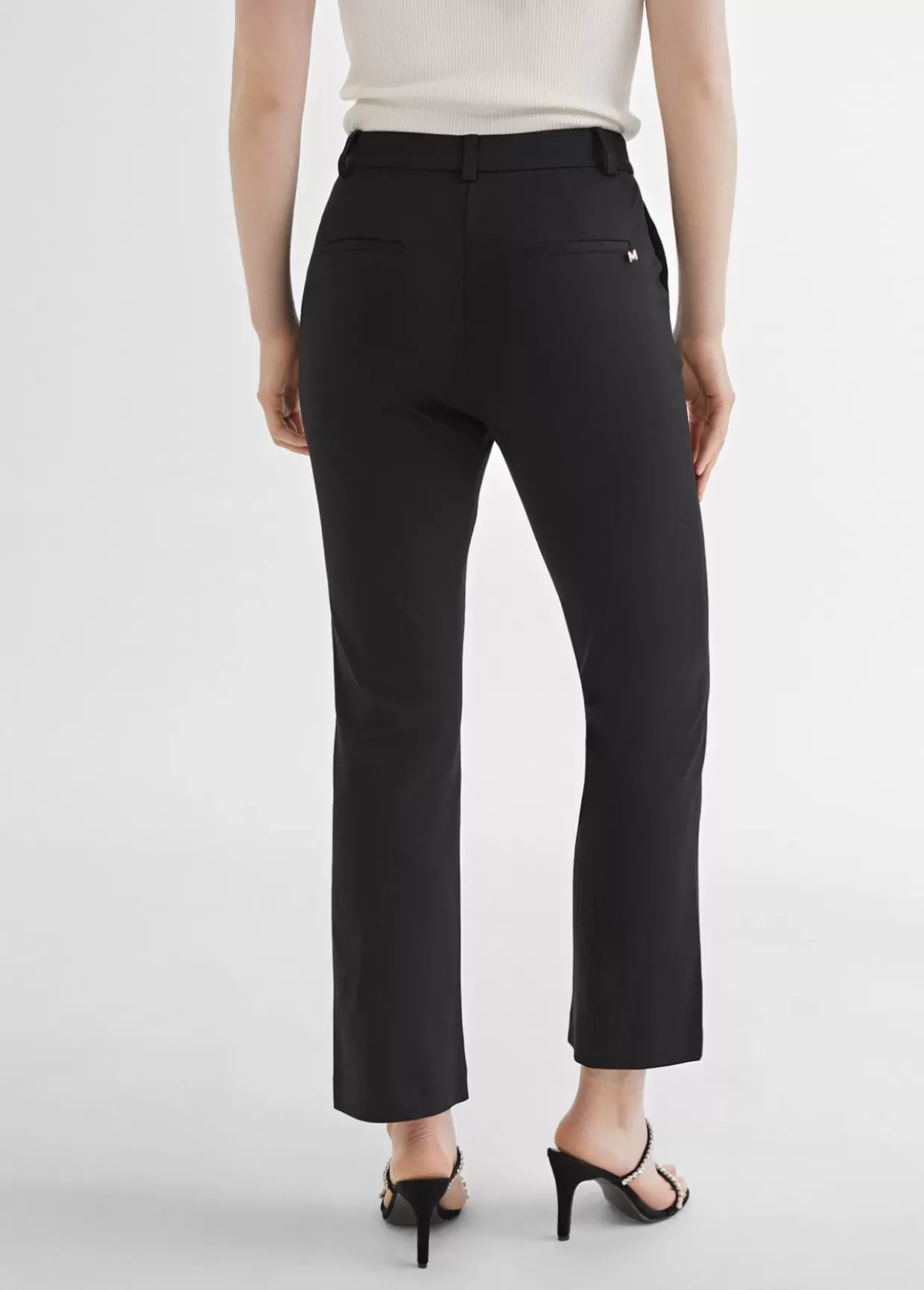 Pantalón de punto campana