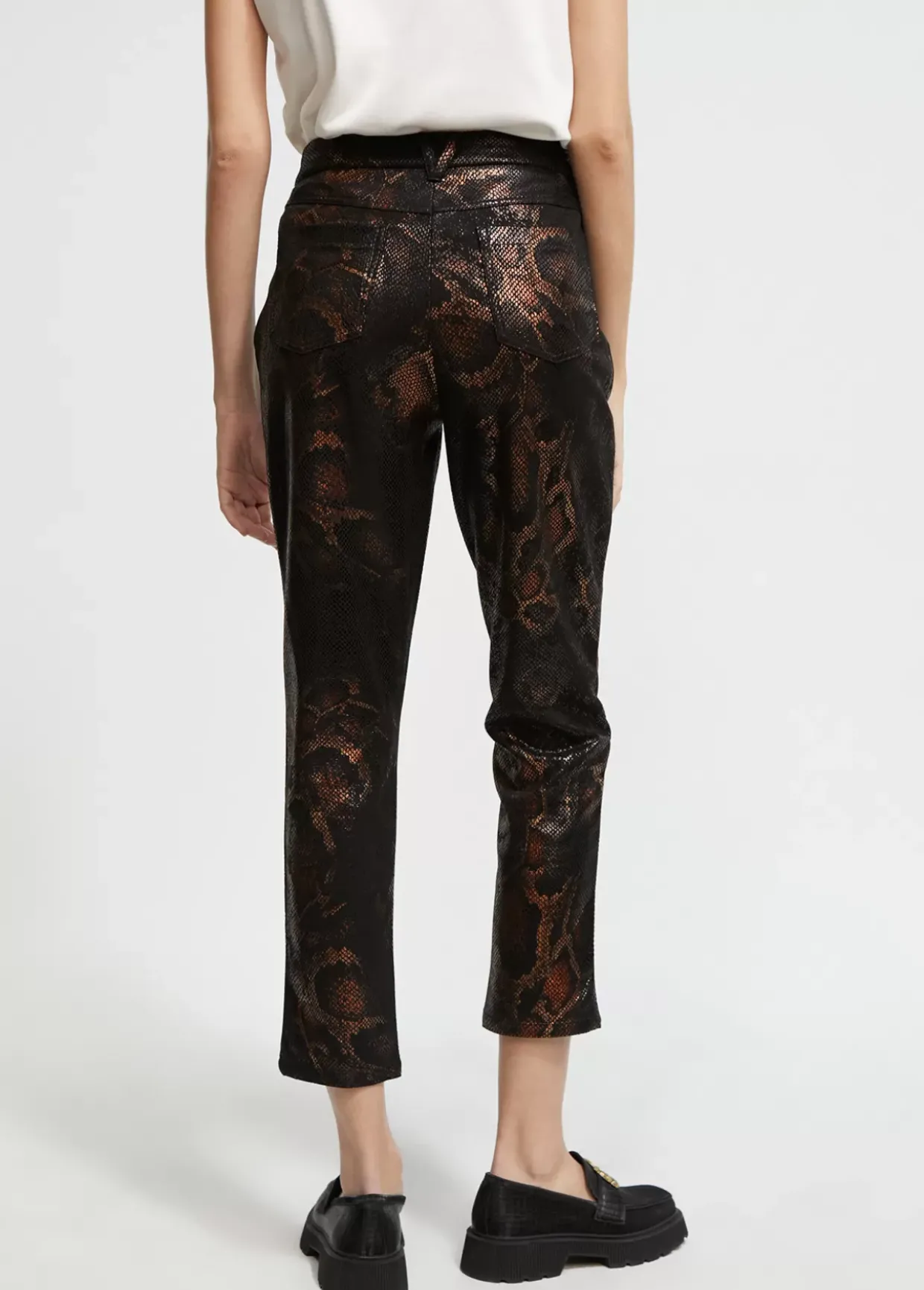 Pantalón estampado animal