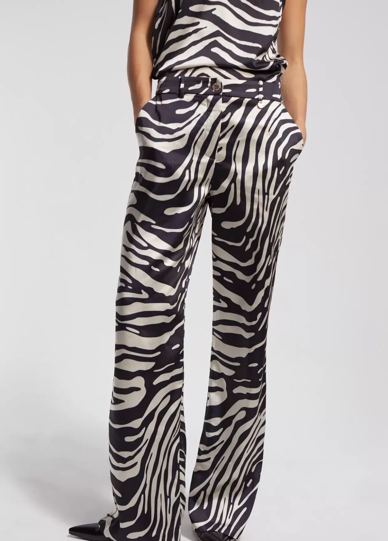 Pantalón palazzo cebra