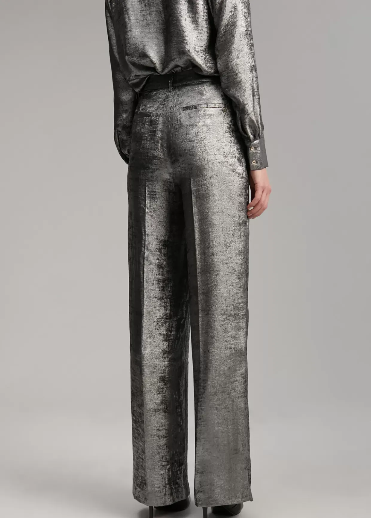 Pantalón recto laminado