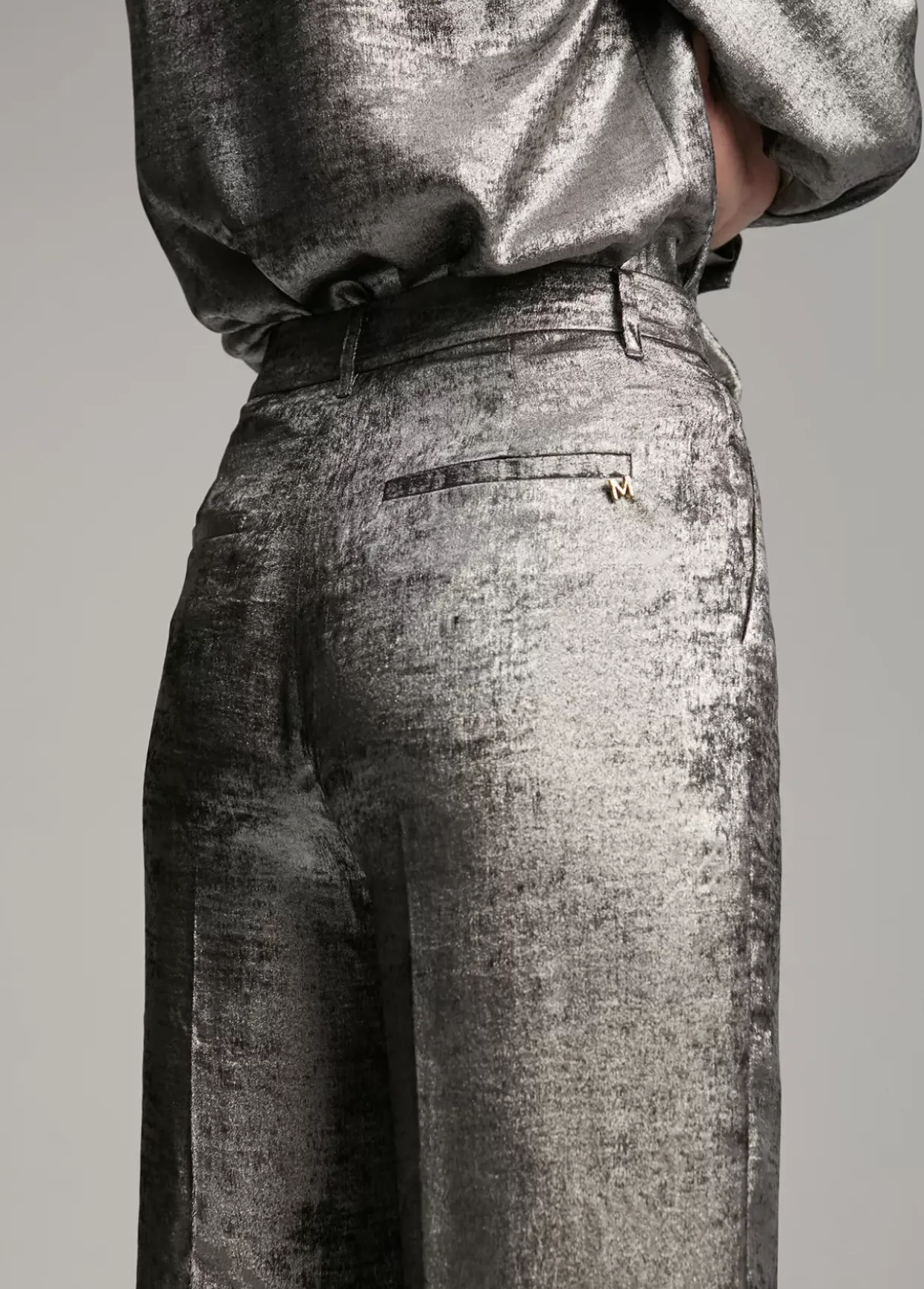 Pantalón recto laminado