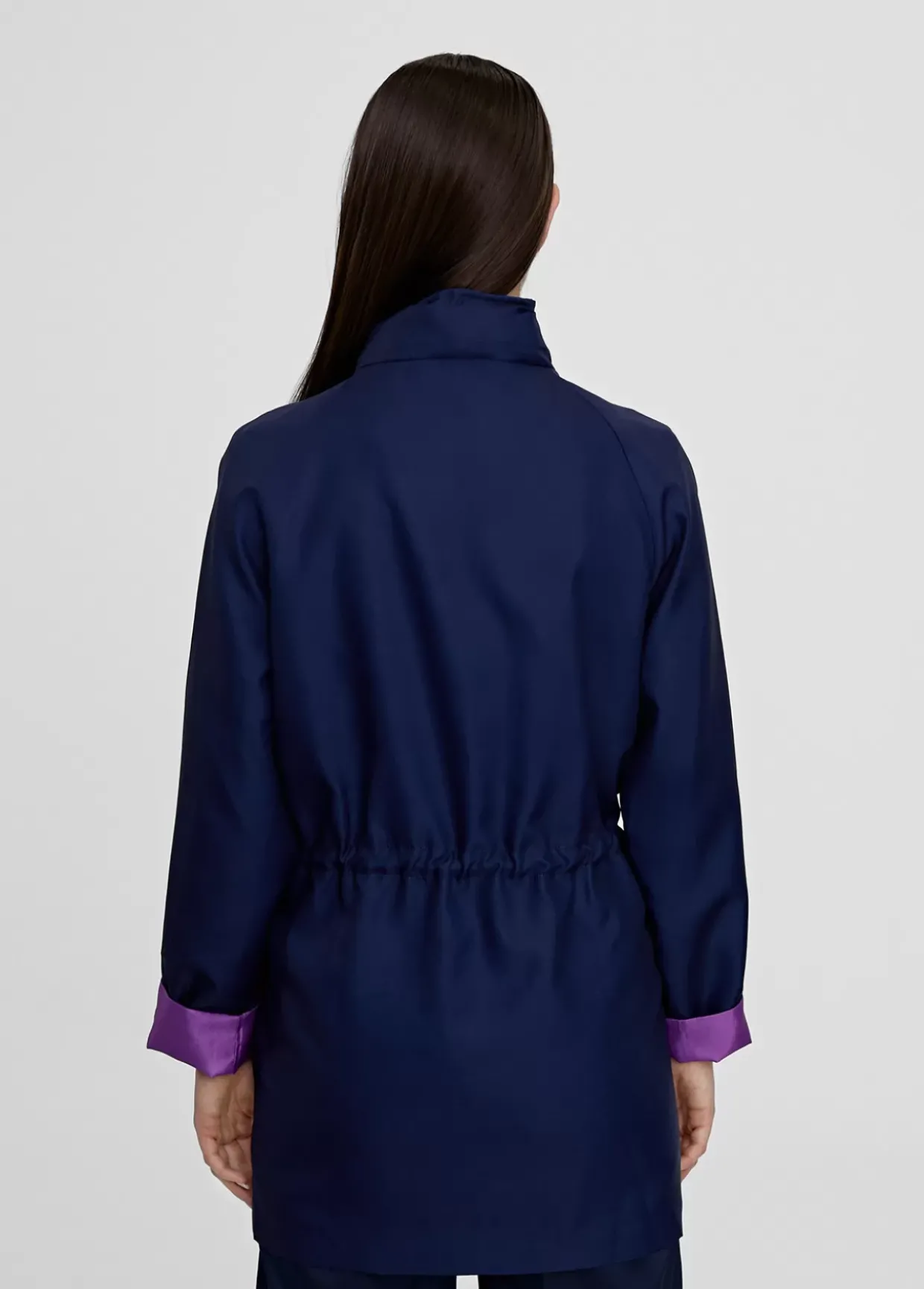 Parka con capucha