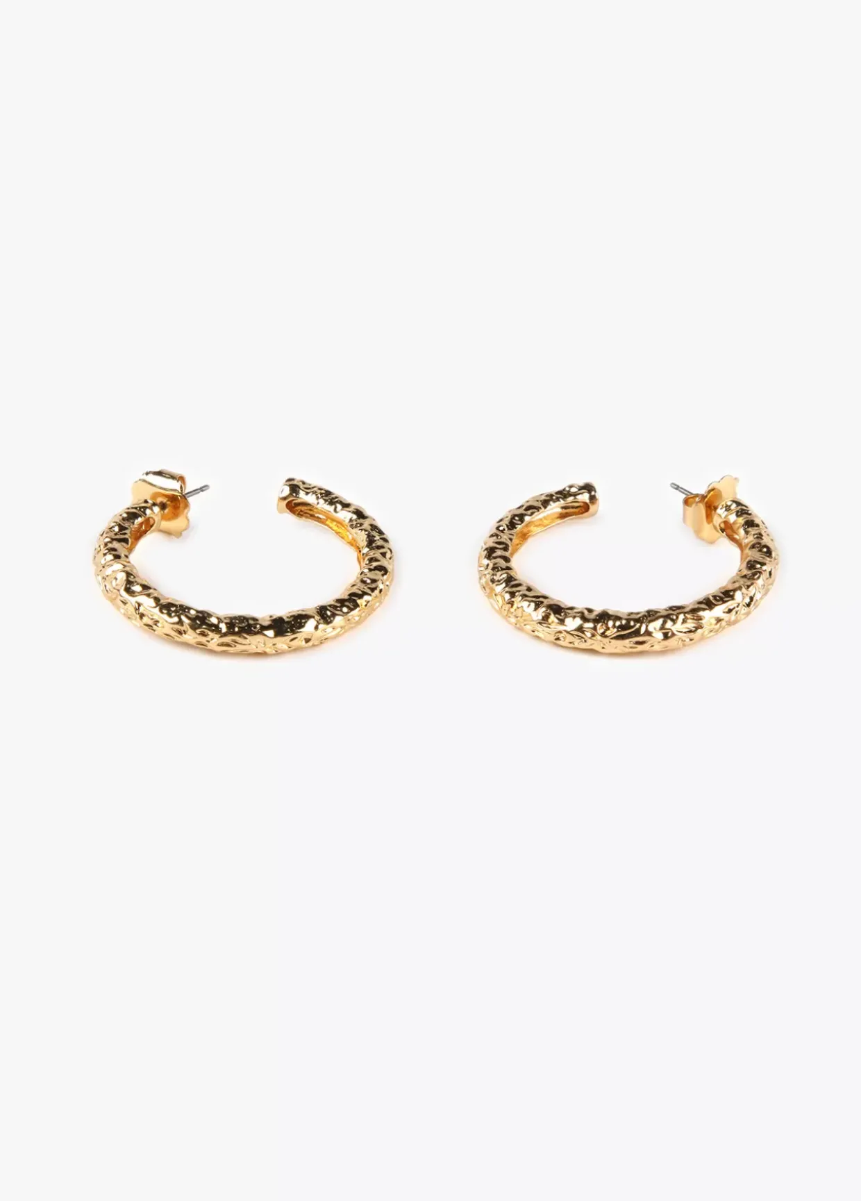 Pendientes dorados con textura