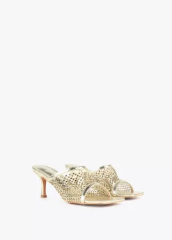 Sandalia de tacón y malla de strass