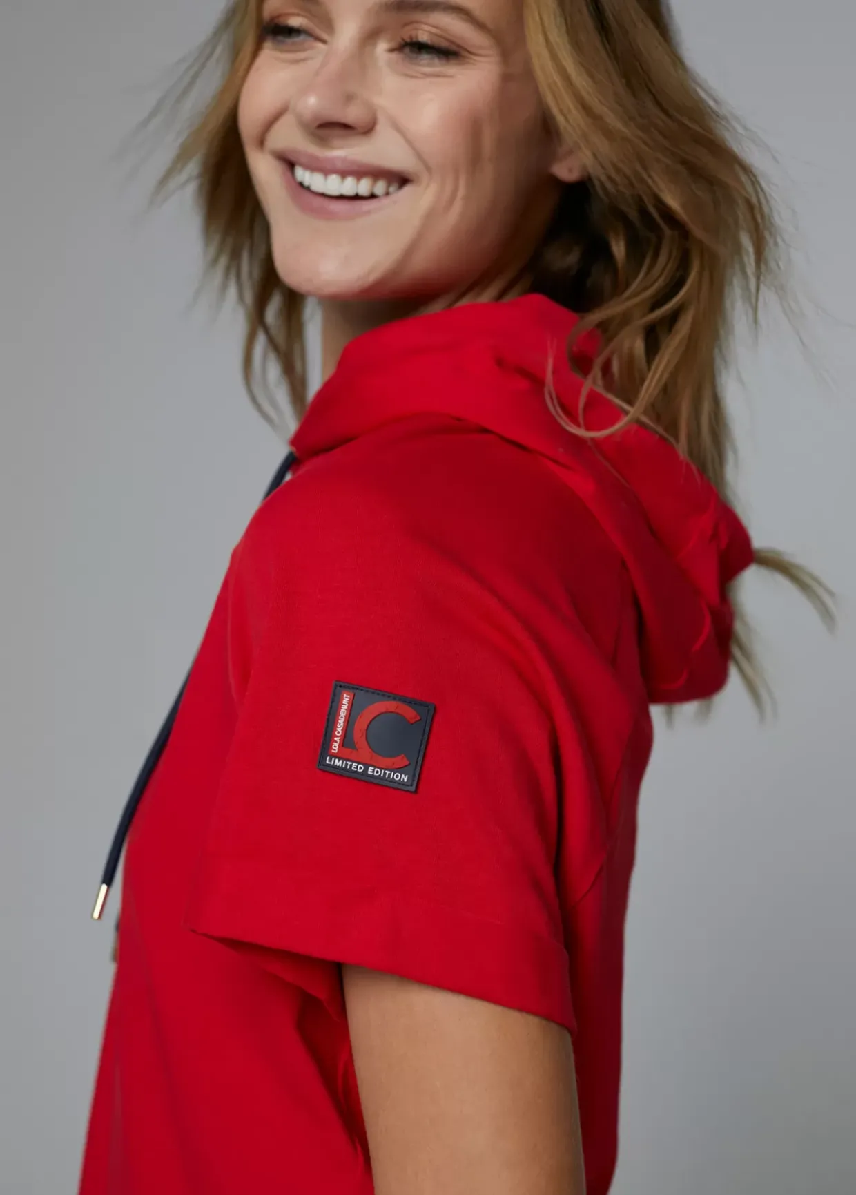 Sudadera manga corta roja de algodón 100% - Lola Casademunt
