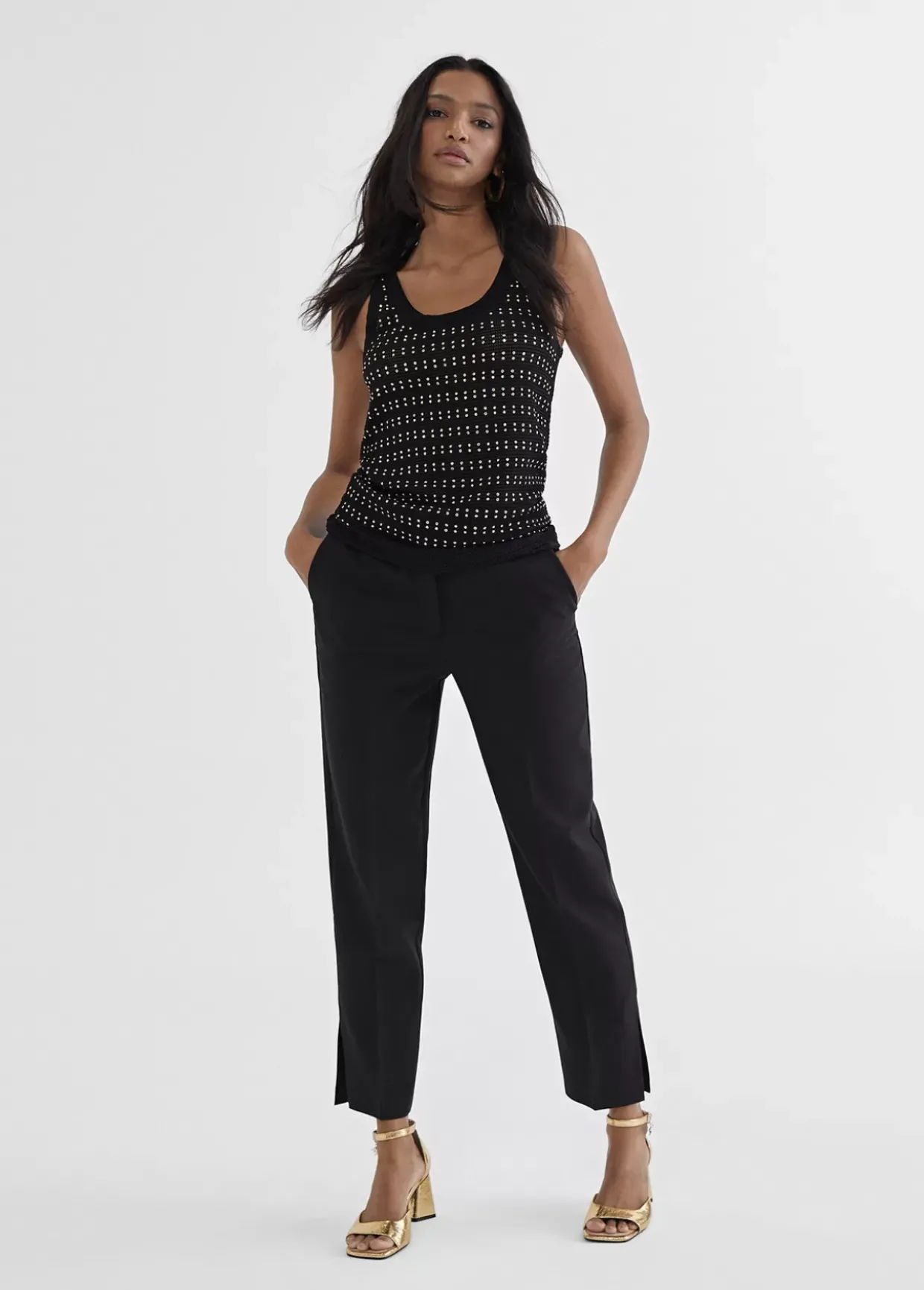 Top semi transparente negro