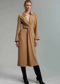Vestido midi nudo
